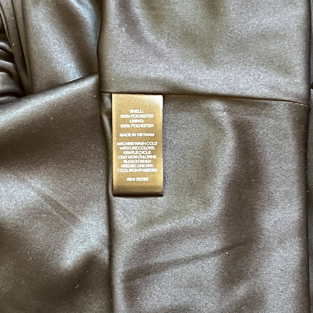 EXPRESS ~ Fit and Flare Halter Cocktail Mini Dress & Keyhole Neckline ~ Size 2 - Picture 7 of 7